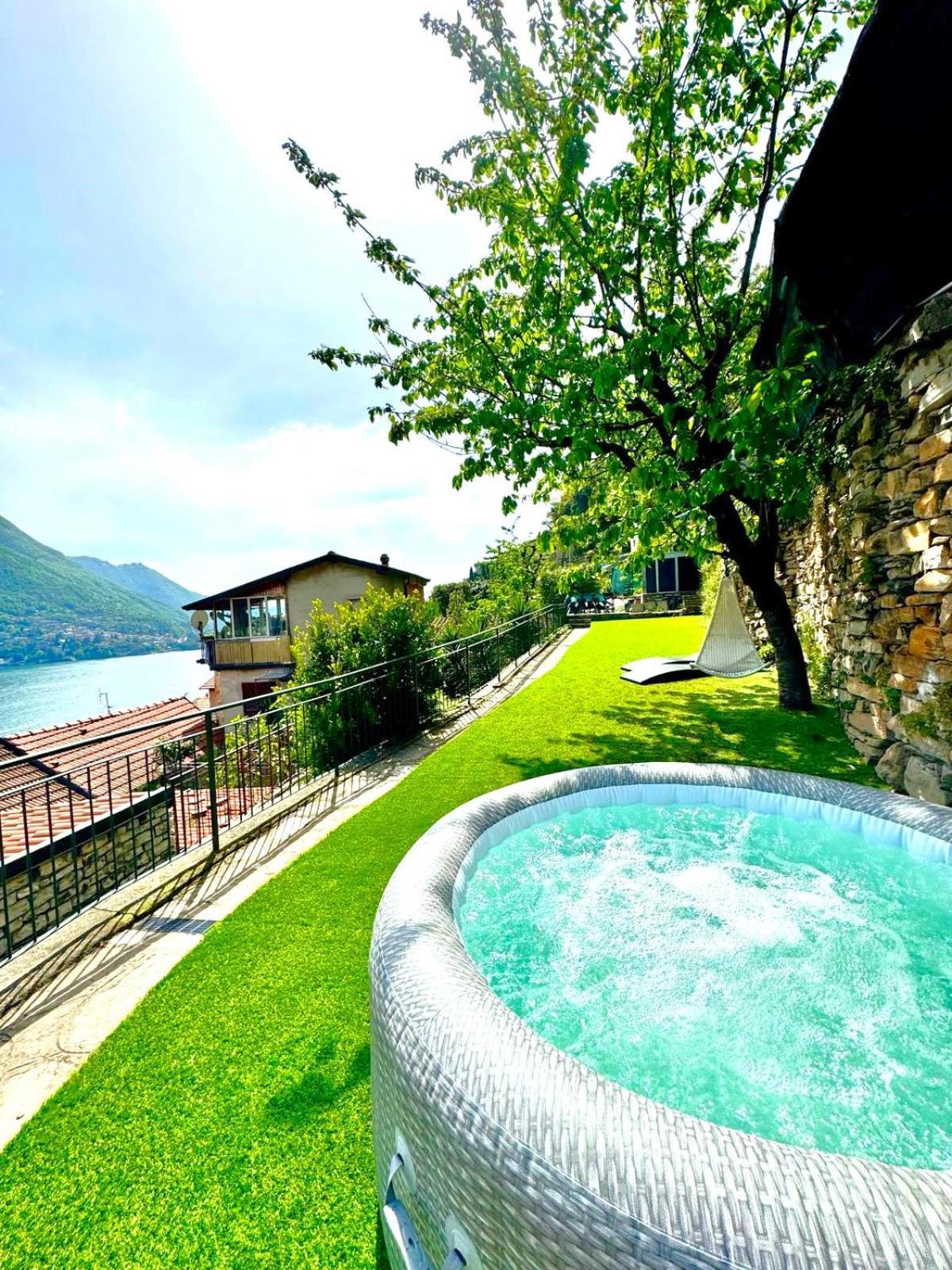 Terrazza Di Luisa Parking Wifi Vista Lago Carate Urio Exteriör bild
